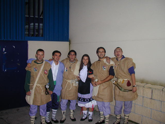 OCt2000-028.jpg