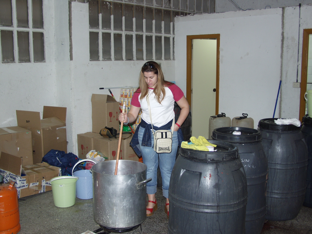Oct2004-001.jpg